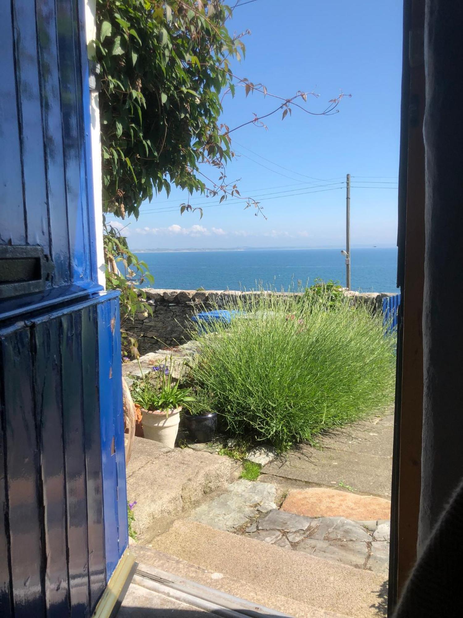 Slieve Donard Cottage Widows Row Cottages 뉴캐슬 외부 사진