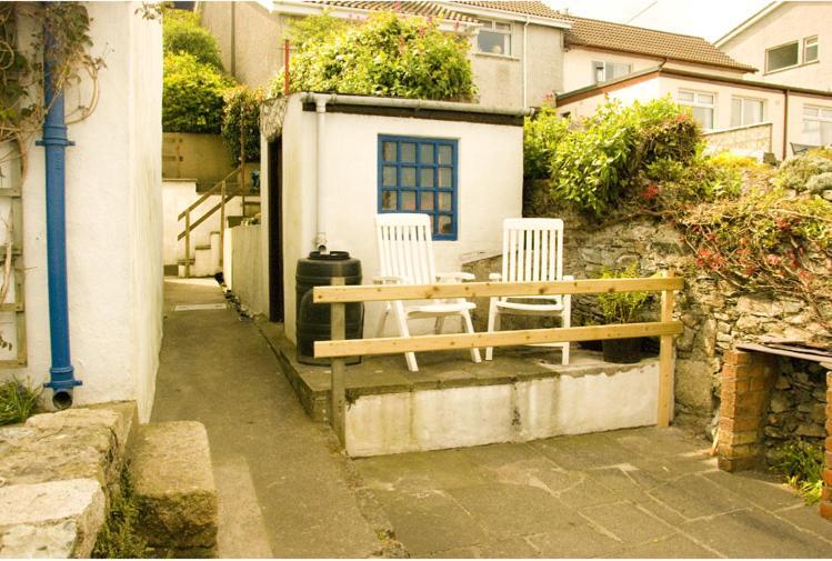 Slieve Donard Cottage Widows Row Cottages 뉴캐슬 외부 사진