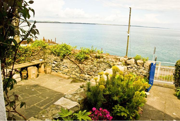 Slieve Donard Cottage Widows Row Cottages 뉴캐슬 외부 사진